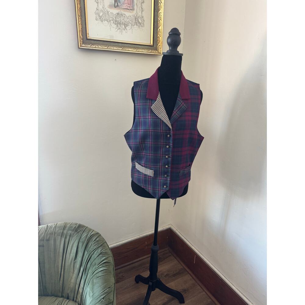 Vintage David Brooks Plaid Wool Vest Size 10 100 percent wool - Picture 11 of 11